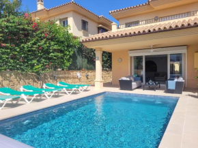 3 Bed Townhouse with Private Pool and BBQ, Rivera del Sol